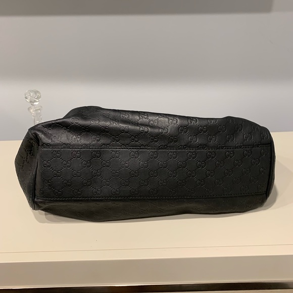 Authentic Gucci Bag - Picture 5 of 11
